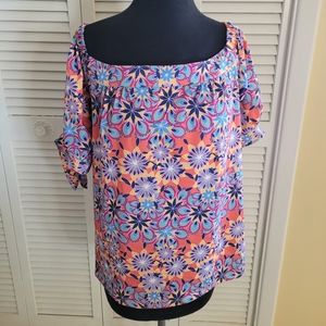 Off shoulders blouse